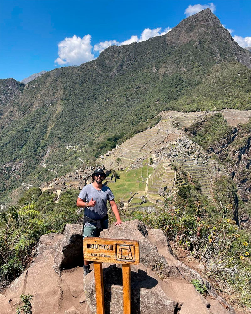 Turista em Huchuy Picchu