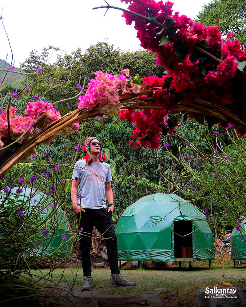 Jungle Domes - Acampamento