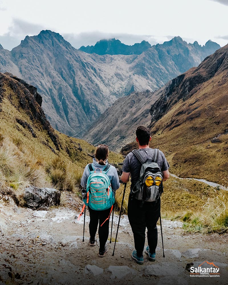 Warmiwañusca ou Passo da Mulher Morta na Trilha Inca