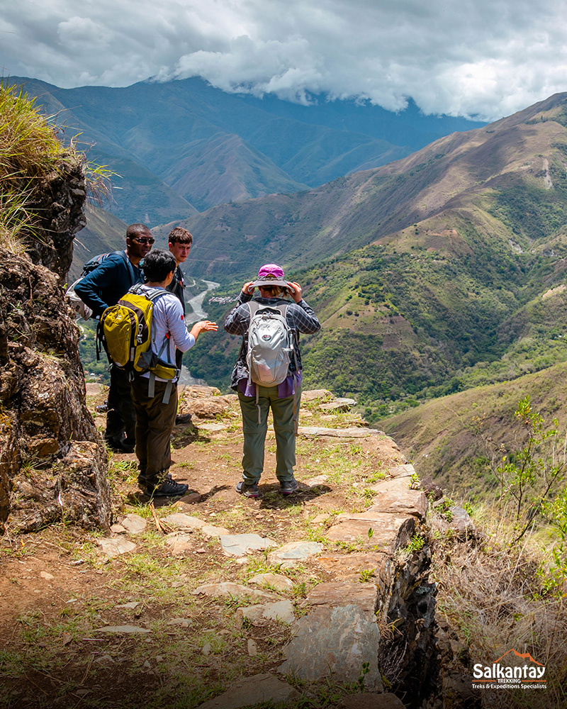 Caminhada Inca Jungle para Machu Picchu.