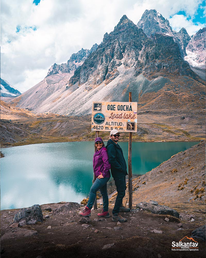 Oqe Qocha – Lago Ausangate.