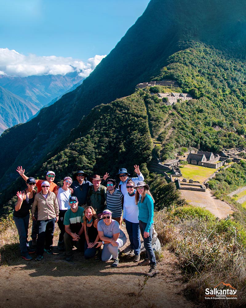 Turistas no sítio arqueológico de Choquequirao