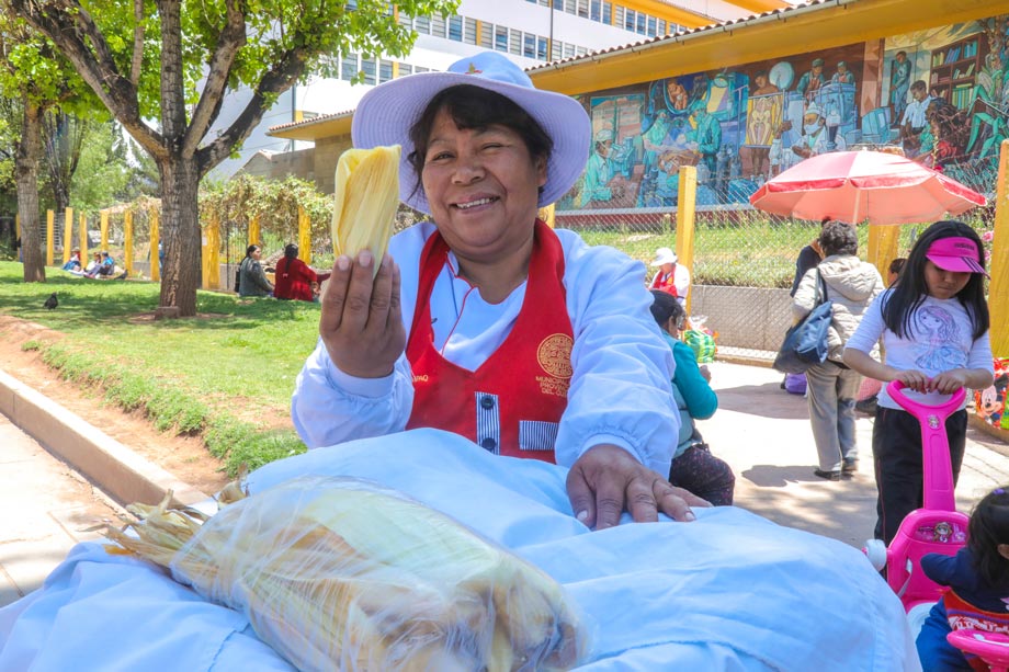 Tamales (Pamonha): uma saborosa comida de rua em Cusco