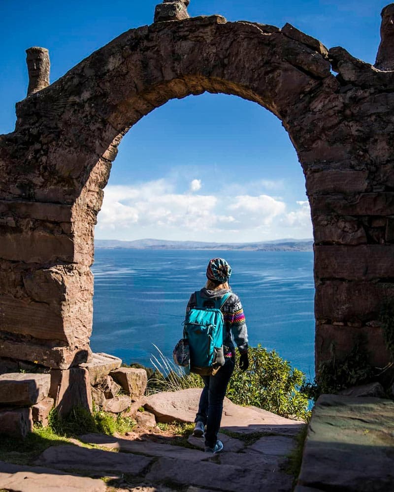 Arco panorâmico nas Ilhas Taquile - (mariaysantiviajando/instagram)