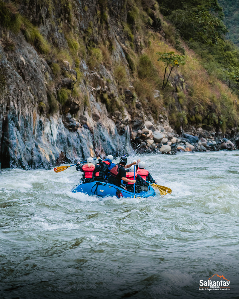 Rafting, a atividade mais emocionante do Inca Jungle Trek