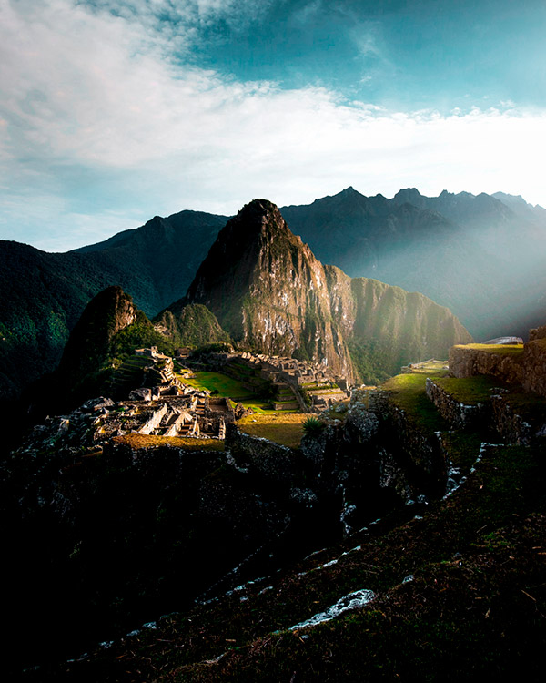 Explore toda a cidadeEEE de Machu Picchu e descubra todos os seus incríveis segredos..
